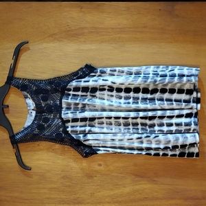 No Boundaries black and white tank top.